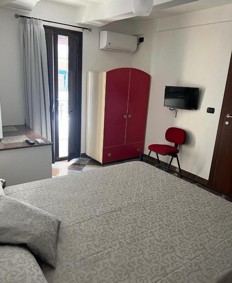 La Matrice Hotel Palmi Eksteriør billede